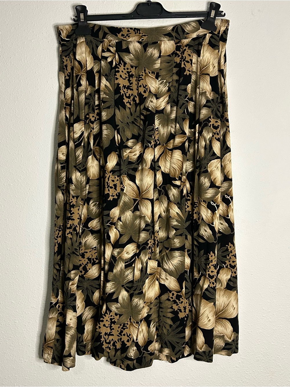 Sag Harbor Black and Green Floral Maxi Skirt